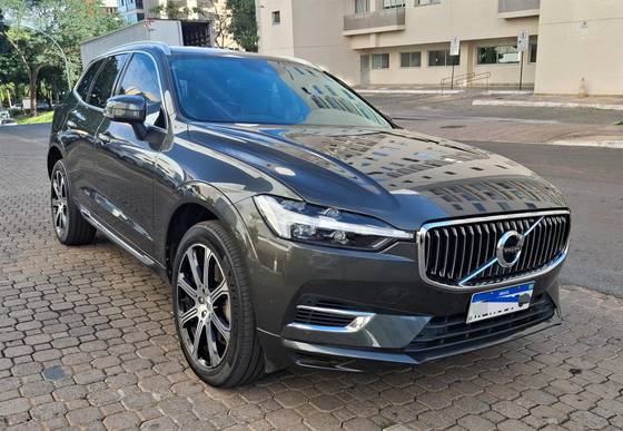 VOLVO XC60 2.0 T8 HYBRID INSCRIPTION AWD GEARTRONIC VOLVO XC60 2.0 T8 HYBRID INSCRIPTION AWD GEARTRONIC